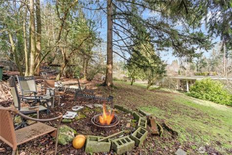 22415 Military Road S Seatac WA 98198