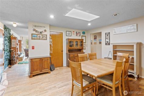 22415 Military Road S Seatac WA 98198