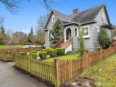 1301 Oakes Avenue Everett WA 98201