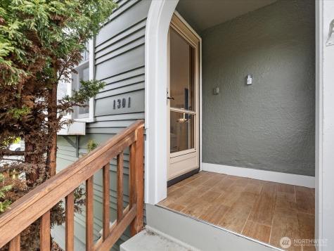 1301 Oakes Avenue Everett WA 98201