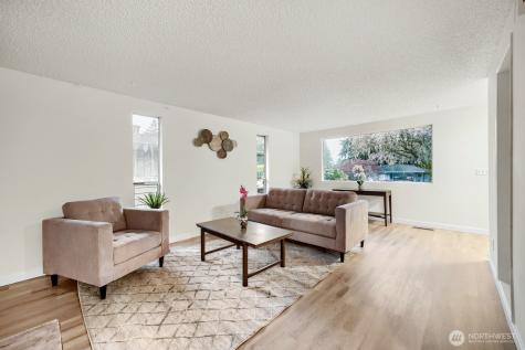 1420 E Walnut Street Kent WA 98030