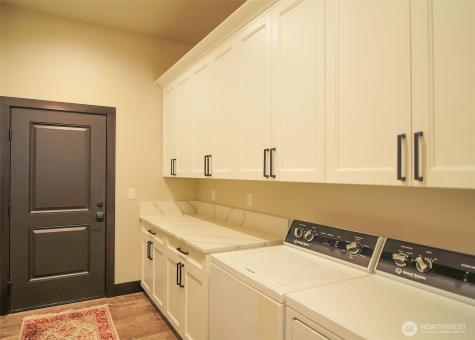 613 S Perry Avenue East Wenatchee WA 98802