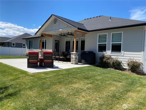 613 S Perry Avenue East Wenatchee WA 98802