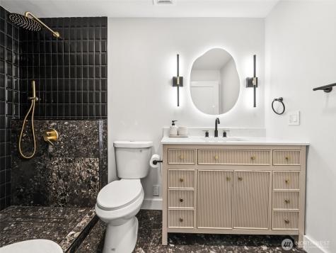 13618 SE 141st Street Renton WA 98059