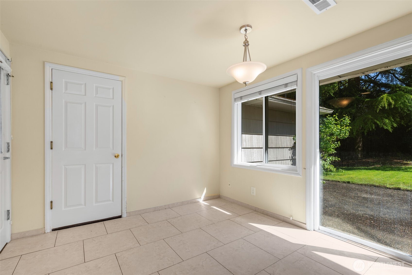 10435 SE 13th Street Bellevue WA 98004