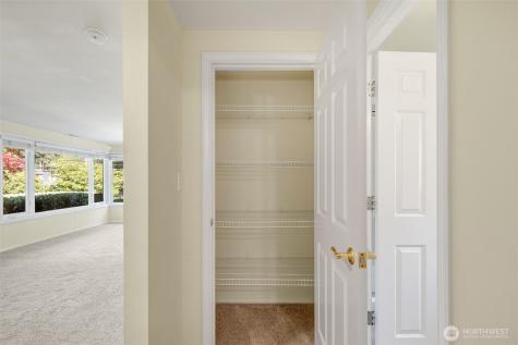 10435 SE 13th Street Bellevue WA 98004