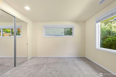 10435 SE 13th Street Bellevue WA 98004