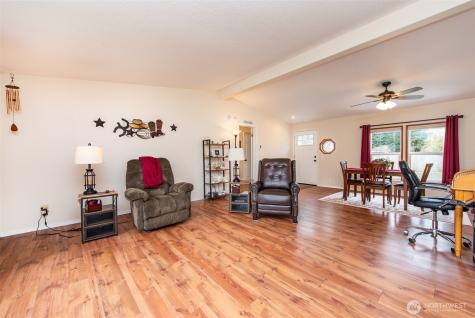 571 Lewis Road Port Angeles WA 98362