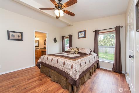 571 Lewis Road Port Angeles WA 98362