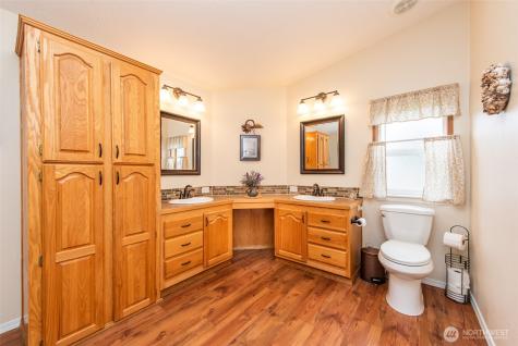 571 Lewis Road Port Angeles WA 98362