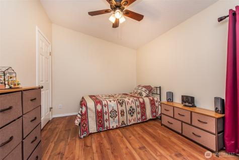 571 Lewis Road Port Angeles WA 98362