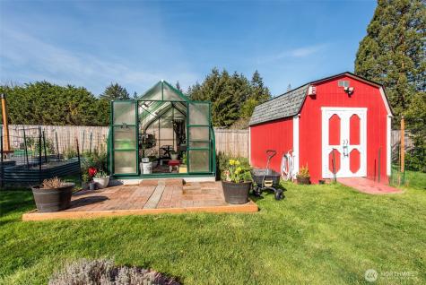 571 Lewis Road Port Angeles WA 98362