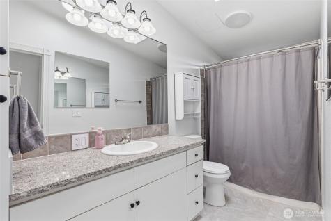 5318 NW 304th Street Ridgefield WA 98642