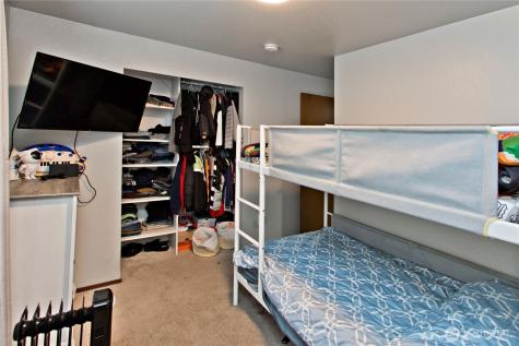 10319 SE 228th Street Kent WA 98031