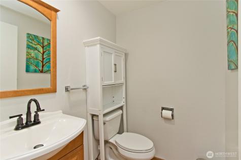 10319 SE 228th Street Kent WA 98031