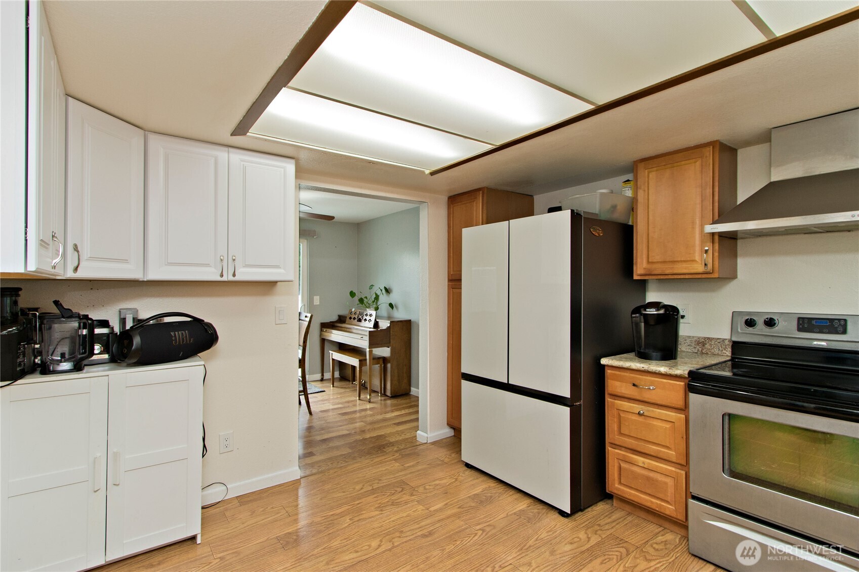 10319 SE 228th Street Kent WA 98031