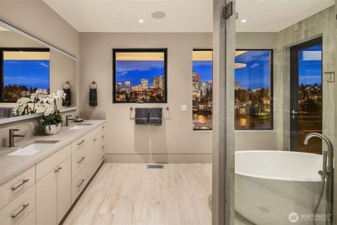 9630 SE 5th Street Bellevue WA 98004