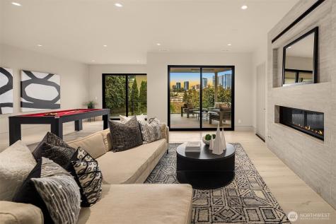 9630 SE 5th Street Bellevue WA 98004