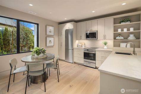 9630 SE 5th Street Bellevue WA 98004