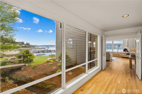 3418 W Lake Sammamish Parkway SE Bellevue WA 98008