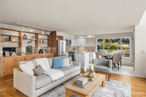 3418 W Lake Sammamish Parkway SE Bellevue WA 98008