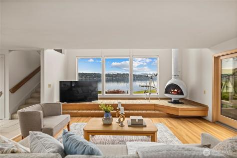 3418 W Lake Sammamish Parkway SE Bellevue WA 98008