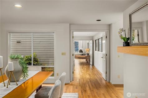 3418 W Lake Sammamish Parkway SE Bellevue WA 98008