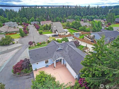 14 Zermatt Court Camano Island WA 98282