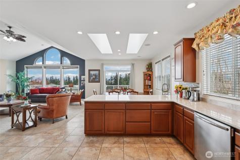 14 Zermatt Court Camano Island WA 98282