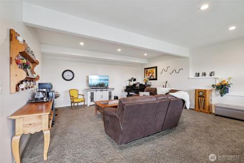14 Zermatt Court Camano Island WA 98282