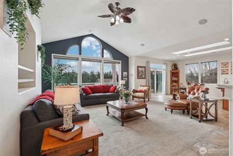 14 Zermatt Court Camano Island WA 98282