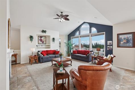 14 Zermatt Court Camano Island WA 98282