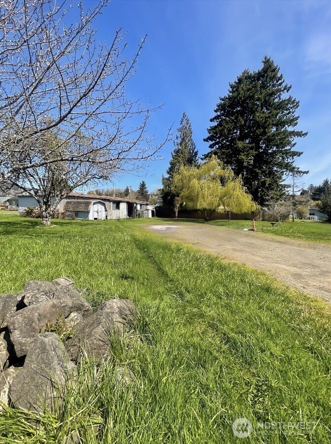 604 Oregon Avenue South Bend WA 98586