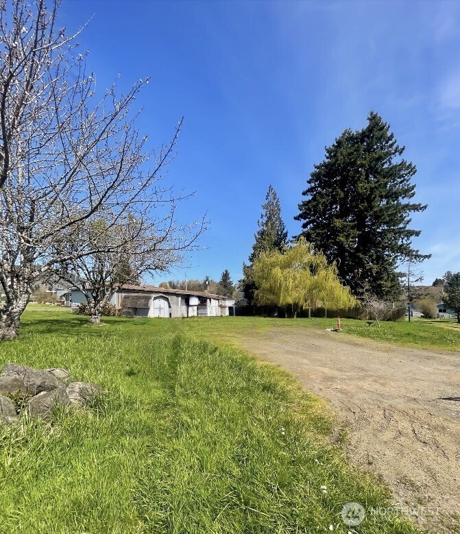 604 Oregon Avenue South Bend WA 98586