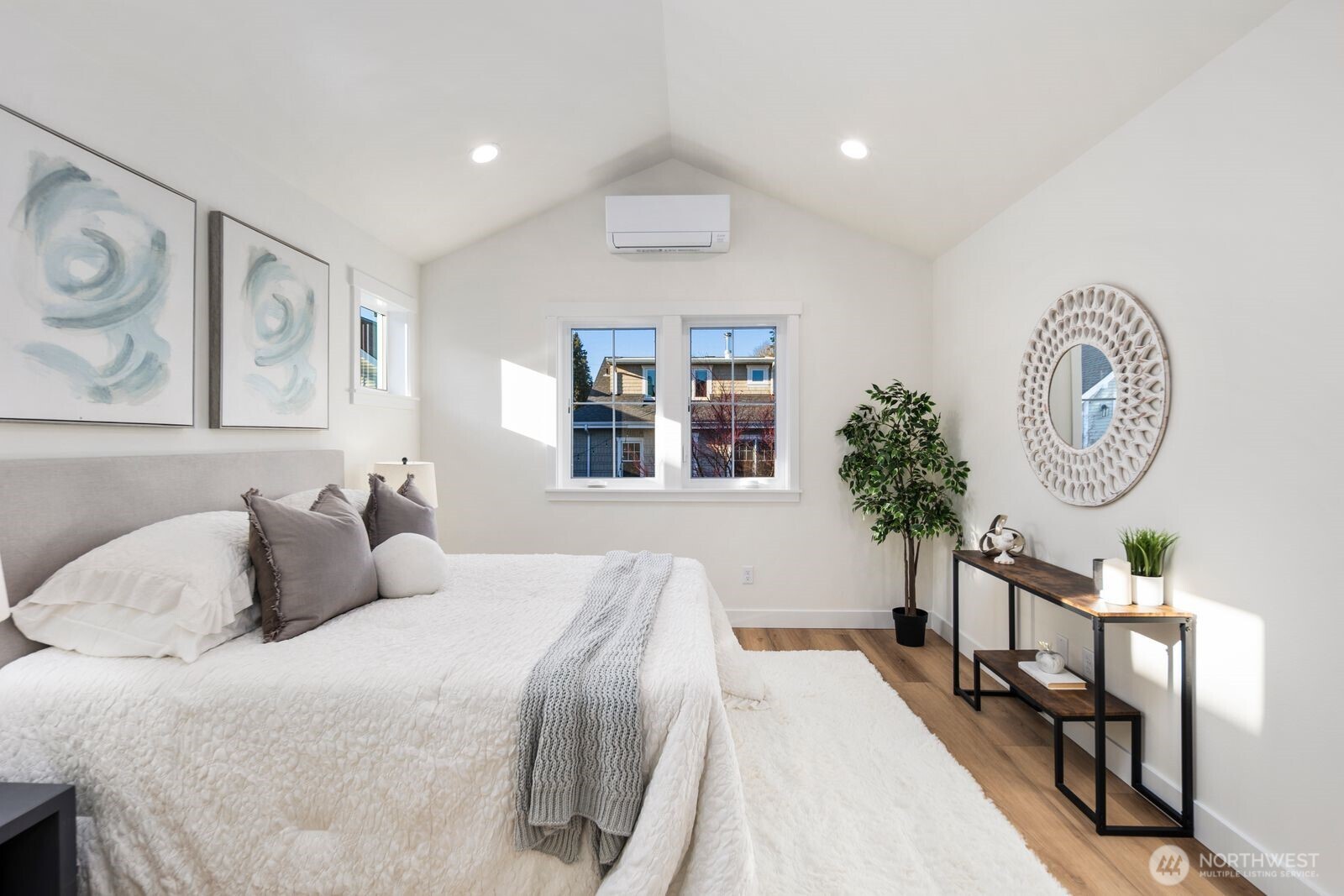 1004 N 48th Street Seattle WA 98103