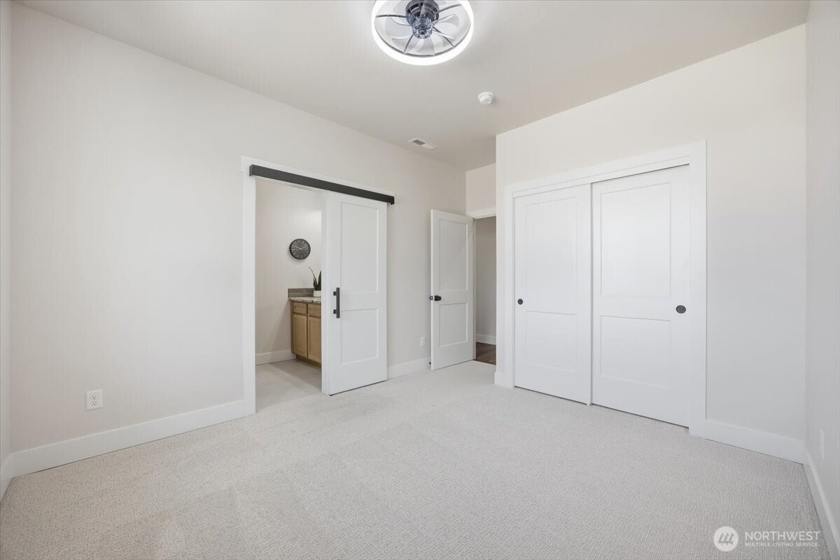 29183 Mammoth Drive Kennewick WA 99338
