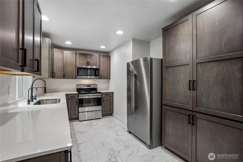 2101 103rd Street E Tacoma WA 98445