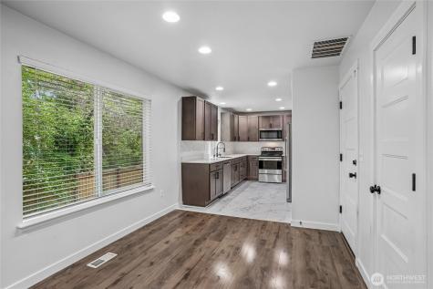 2101 103rd Street E Tacoma WA 98445
