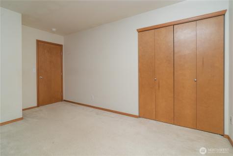 4729 Okanogan Drive SE Port Orchard WA 98366