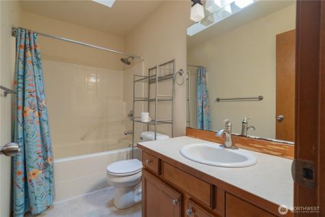 4729 Okanogan Drive SE Port Orchard WA 98366