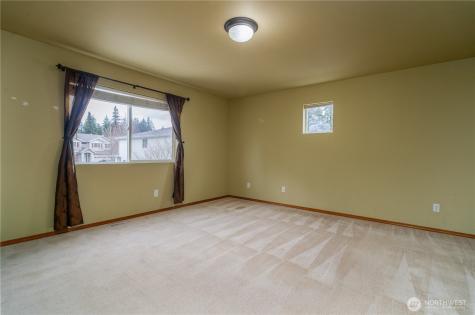 4729 Okanogan Drive SE Port Orchard WA 98366