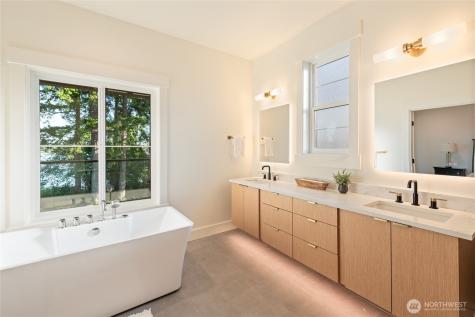 1197 Leighton Street Blaine WA 98230