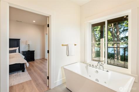 1197 Leighton Street Blaine WA 98230