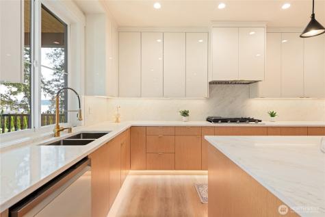 1197 Leighton Street Blaine WA 98230