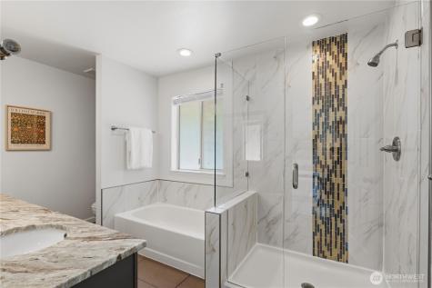 1016 215th Street SE Bothell WA 98021