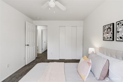 1016 215th Street SE Bothell WA 98021