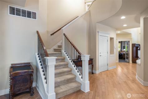 23431 NE 10th Place Sammamish WA 98074