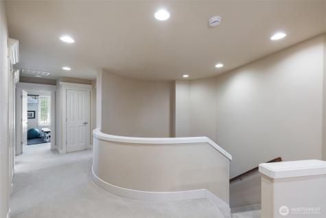 23431 NE 10th Place Sammamish WA 98074