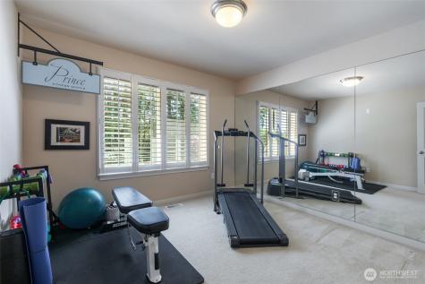23431 NE 10th Place Sammamish WA 98074