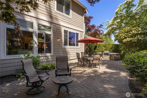 23431 NE 10th Place Sammamish WA 98074